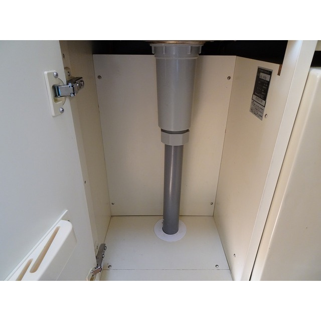 ドミール上池台のキッチン|キッチン下収納