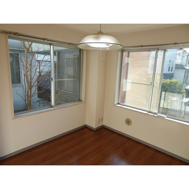 ドミール上池台の居間・リビング|居室