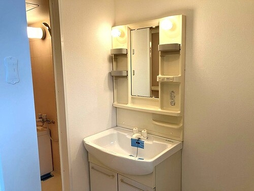 レジデンス船橋の洗面所|洗面化粧台　※同タイプ別部屋２０２５年６月撮影