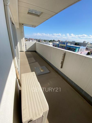 【バルコニー】 | モナーク伊勢崎 | 天井付きバルコニー