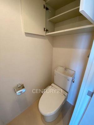 【トイレ】 | モナーク伊勢崎 | 温水シャワー洗浄機能付きです。