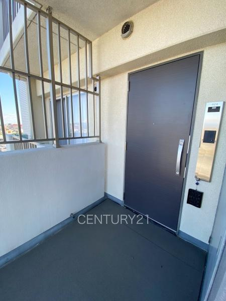 モナーク伊勢崎の玄関