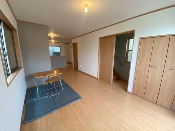 【居間・リビング】