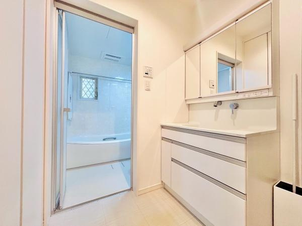 【独立洗面台】 | 大阪市鶴見区鶴見4丁目　中古戸建