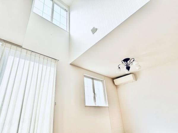 【居間・リビング】 | 大阪市鶴見区鶴見4丁目　中古戸建