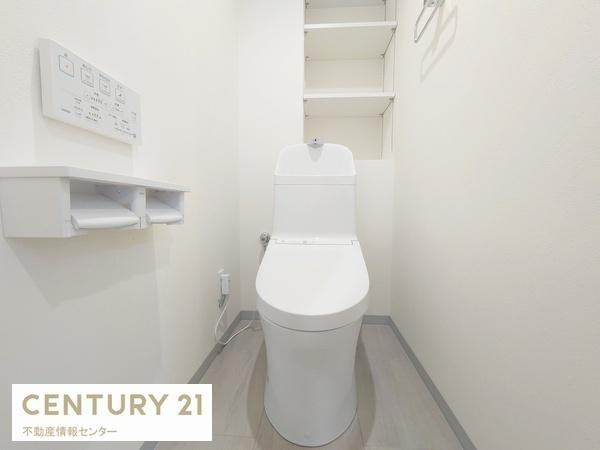 【トイレ】 | ビーバードルチェ阿波座 | 温水洗浄機能付き！