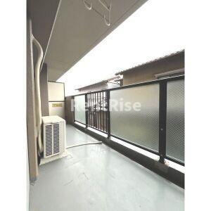 一宮市水落町の賃貸マンションのエントランス