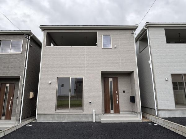 蒲郡市豊岡町第8 全3棟・2号棟の外観|外観写真です。