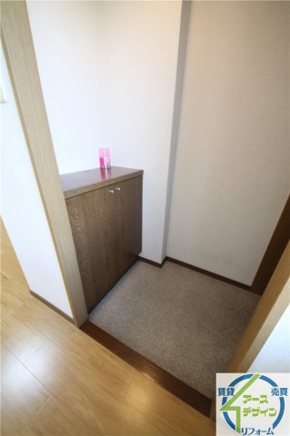 アーバンリバブルの玄関|※類似写真