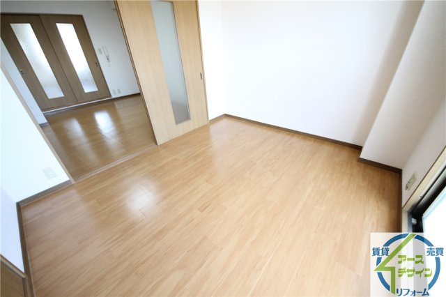 アーバンリバブルの洋室|※類似写真