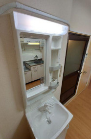 浜野マンションの独立洗面台