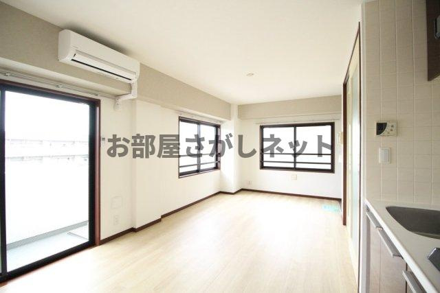 ゼクシア市谷台【11月中旬空き予定】の洋室|スタンダードな洋室です