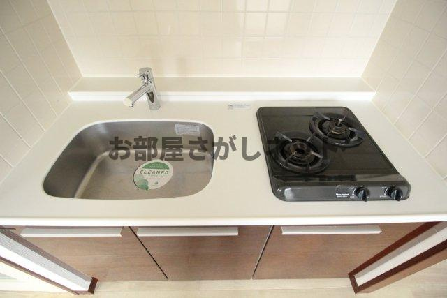 ゼクシア市谷台【11月中旬空き予定】のキッチン|システムキッチン（2口ガスコンロ）