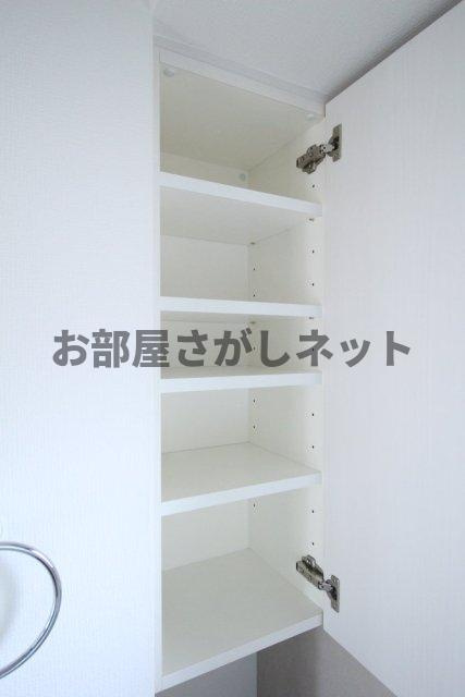 ゼクシア市谷台【11月中旬空き予定】の収納|小物を収納するのに便利です