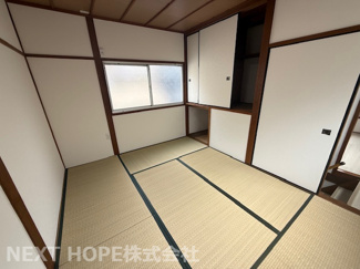 【和室】 | 尼崎市南武庫之荘６丁目中古戸建 | ２階和室６帖です♪足を伸ばして寛げる居室です！！畳表替済♪気持ちよくご入居していただけます！！