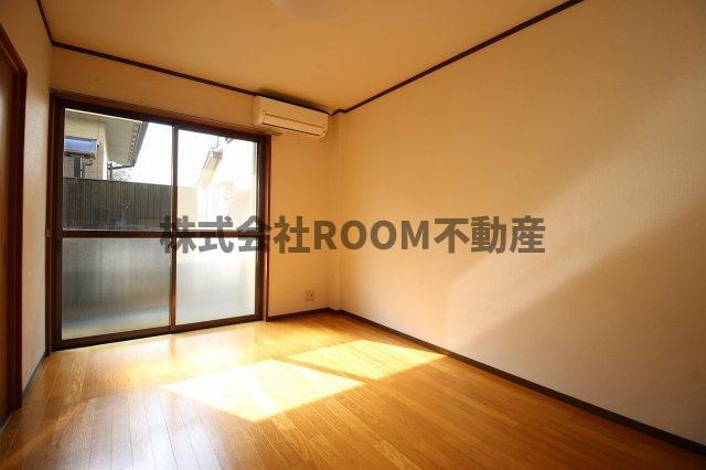 GLORIAの洋室|明るい洋室です