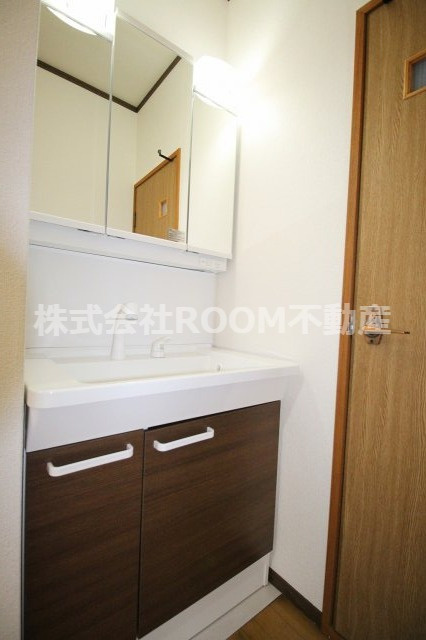 GLORIAの独立洗面台|独立洗面台、朝の身支度には欠かせません