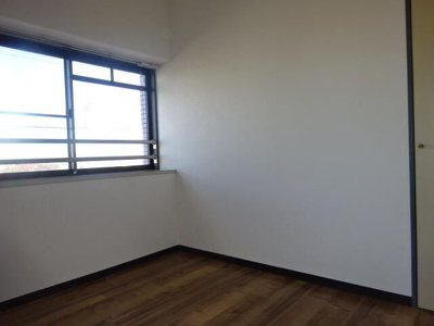 【洋室】 | 風流の丘 | ゆったりした洋室です