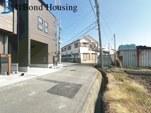 「LDKｈ広々17帖」「ＷＩＣ等収納豊富」　松江　全2棟　2号棟