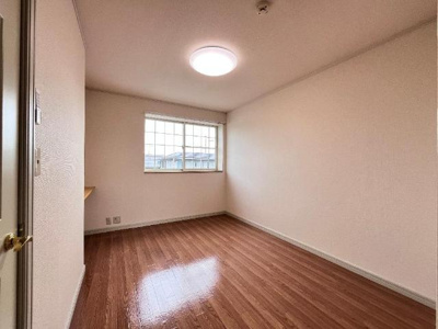 【内装】 | レジデンス向野 | 洋室