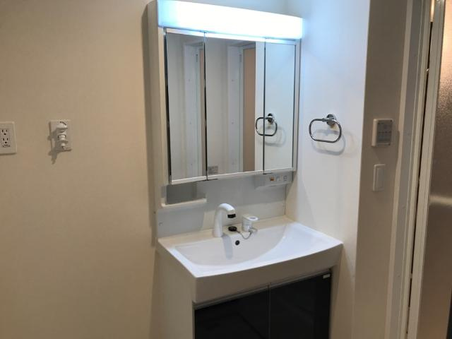 レヴァータⅡの洗面所|洗髪洗面化粧台