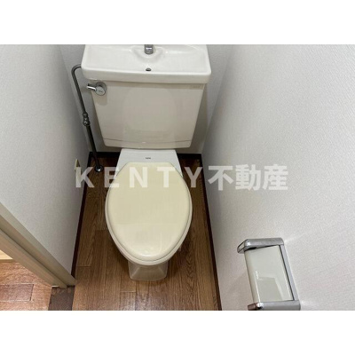 【トイレ】 | ドミール上池台 | 落ち着いた色調のトイレです