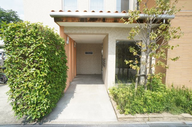 Ｃ＆Ｃローズガーデンのエントランス