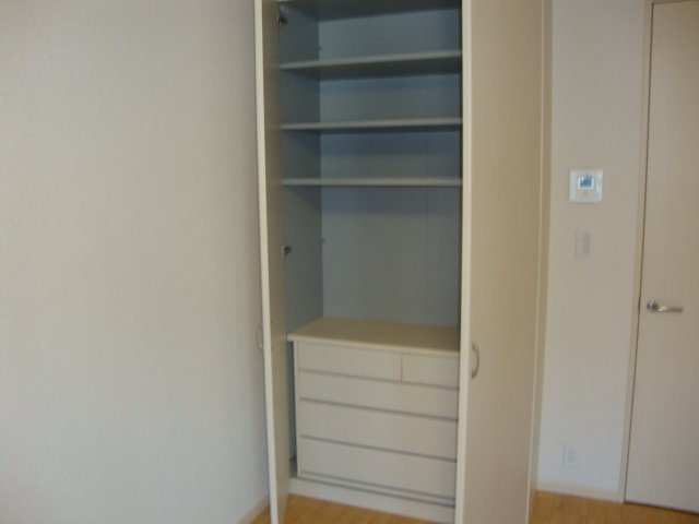 Ｓｕｎ　Ｇｒｅｅｎ　Ｍの収納|クローゼット