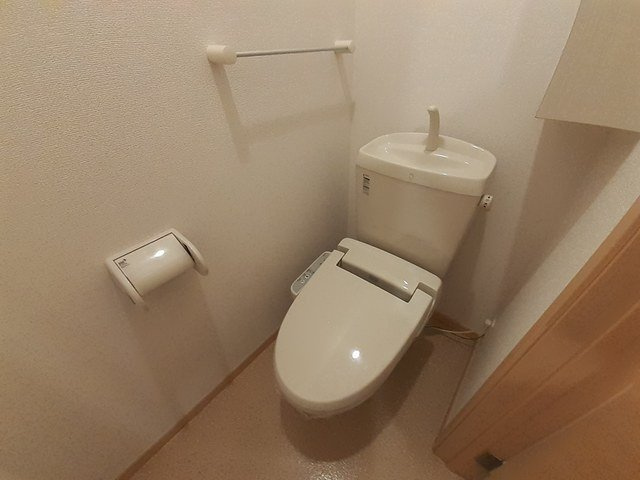 シャン・ド・フルール五社のトイレ|トイレもきれいです