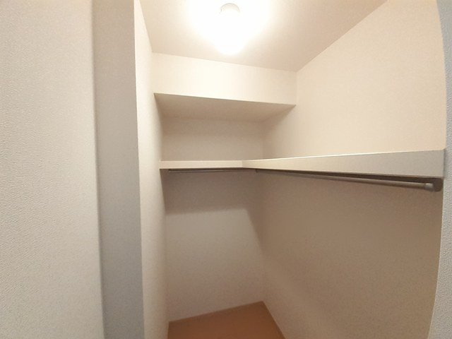 シャン・ド・フルール五社の収納|こまごまとしたものを収納できそうですね