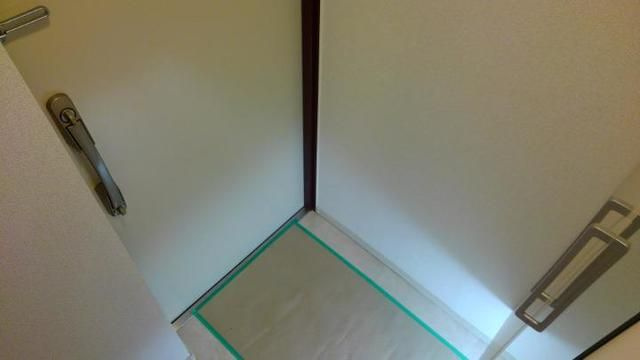 パレス・アムールⅡの玄関