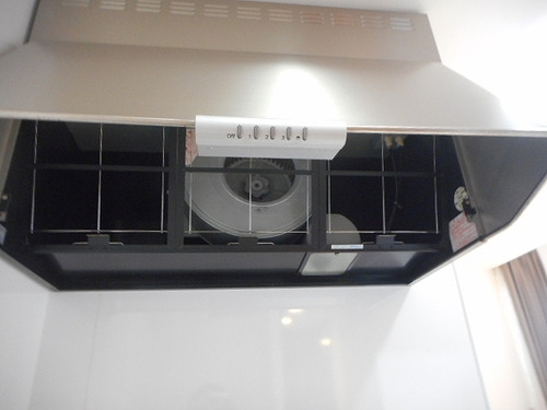 ライオンズタワー神戸旧居留地の設備|食器棚　※前回募集時／２０２３年９月の写真