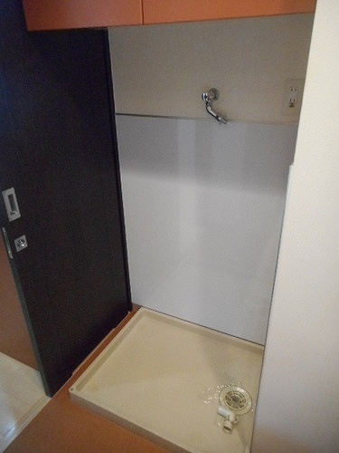 ライオンズタワー神戸旧居留地の設備|室内洗濯機置場　※前回募集時／２０２３年９月の写真