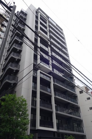 リブクオーレ神保町の外観