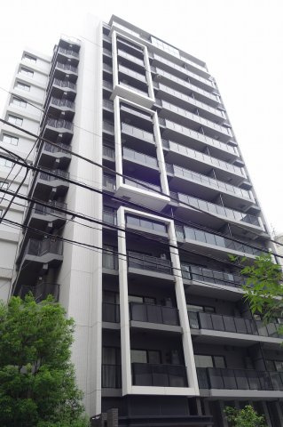 リブクオーレ神保町の外観