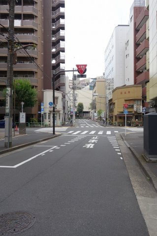 リブクオーレ神保町の周辺