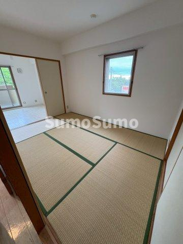 コンフォート西神戸の和室|明るい和室です