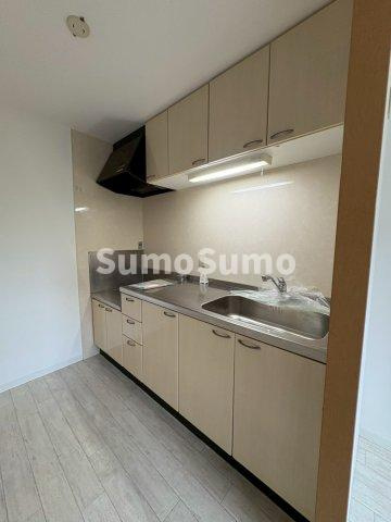 コンフォート西神戸のキッチン|キッチンでお料理をお楽しみください