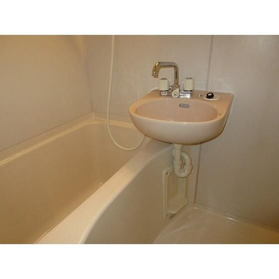 ハイグレイス・Ｔの浴室