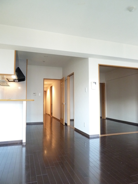 アンソレイエの居間・リビング