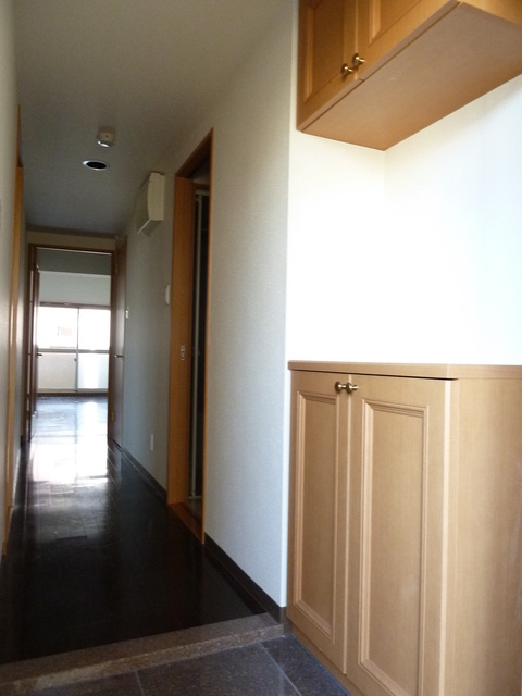 アンソレイエの玄関