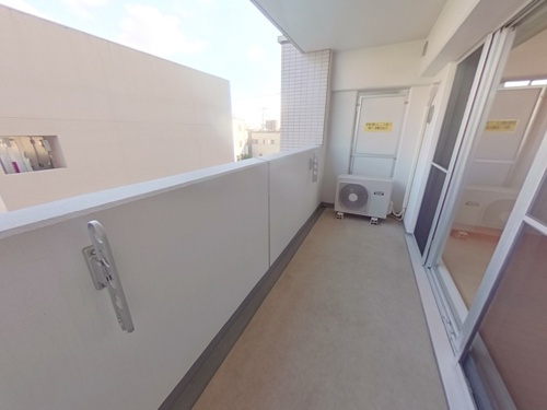 Ｓ－ＦＯＲＴ平成けやき通りのバルコニー