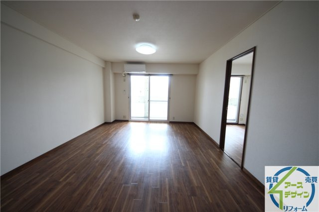 サンコミュニティの居間・リビング