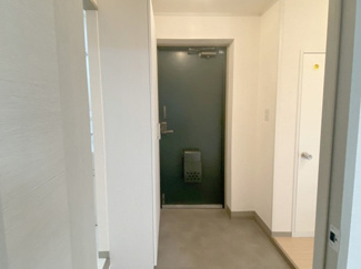 【玄関】 | ピュアコート　(2)弐番館