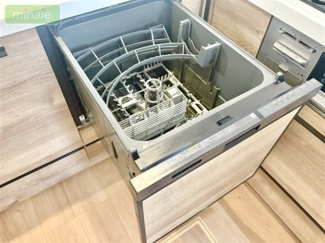 【キッチン】 | 水廻り集中型　食洗器付き　リビングイン階段　全6棟　3号棟　新井