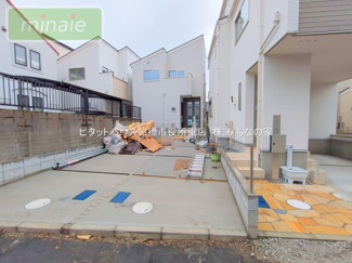 【駐車場】 | 販売現地　カジュアルな外観です♪