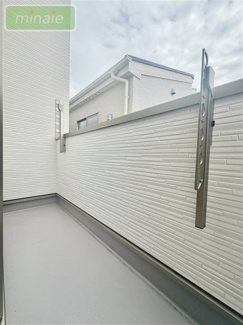 【バルコニー】 | WIクローク付き　全6棟　1号棟　新井