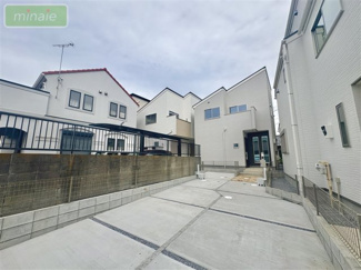 【外観】 | WIクローク付き　全6棟　1号棟　新井