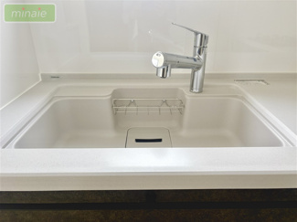 【キッチン】 | 水廻り集中型　食洗器付き　リビングイン階段　全6棟　6号棟　新井