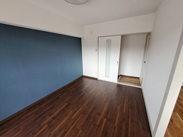 ライフポケット甲子園の洋室